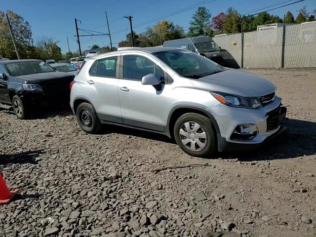 2018 Chevrolet Trax Ls VIN: KL7CJKSB1JB555482 Lot: 76480084