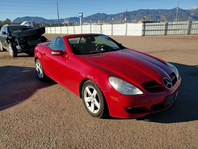 2006 Mercedes-Benz Slk 280 VIN: WDBWK54F56F118534 Lot: 77121544