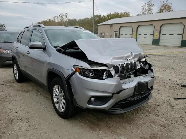 2019 Jeep Cherokee Latitude VIN: 1C4PJMCB8KD289026 Lot: 77217594