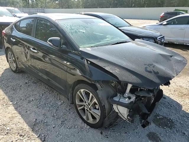 2017 Hyundai Elantra - Image 10
