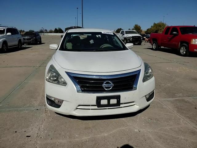 2014 Nissan Altima - Image 11