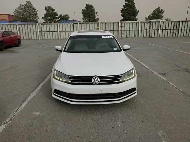 2017 Volkswagen Jetta - Image 11