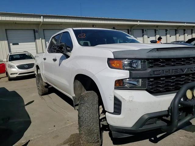 2020 Chevrolet Silverado - Image 11