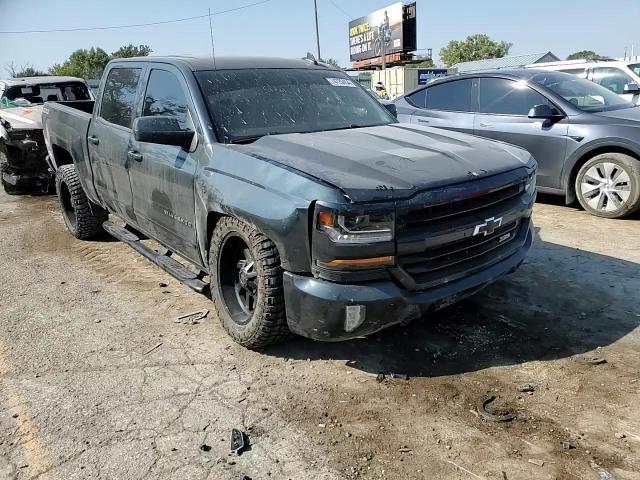 2017 Chevrolet Silverado - Image 10