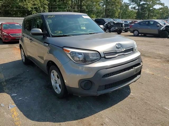 KNDJN2A29J7608822 2018 Kia Soul