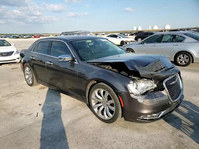 2019 Chrysler 300 Limited VIN: 2C3CCAEGXKH697809 Lot: 74962274