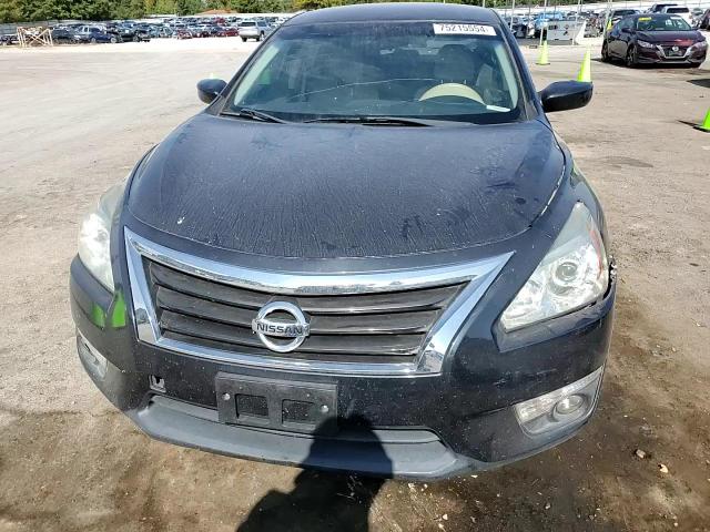 2015 Nissan Altima - Image 11
