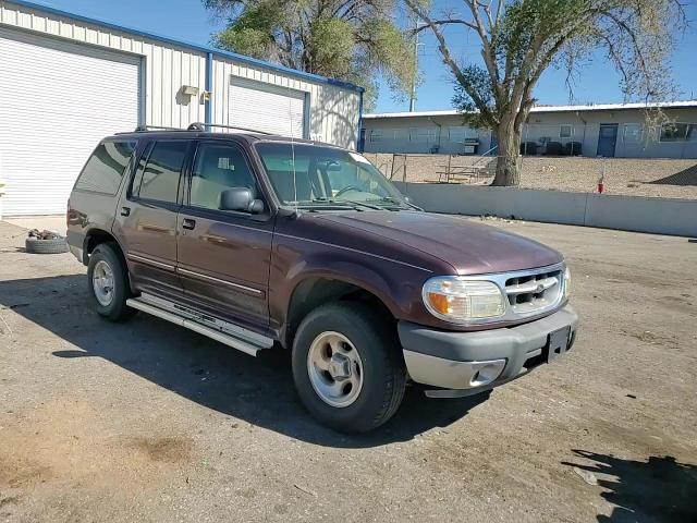 2000 Ford Explorer Xlt VIN: 1FMDU73E4YUA39891 Lot: 77461314