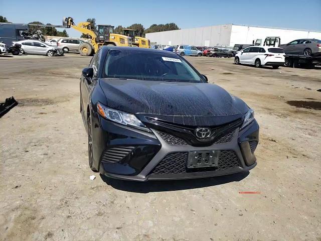 2018 Toyota Camry L VIN: 4T1B11HK1JU130540 Lot: 73303024