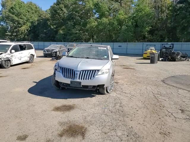 2011 Lincoln Mkx VIN: 2LMDJ8JK3BBJ05890 Lot: 76831604