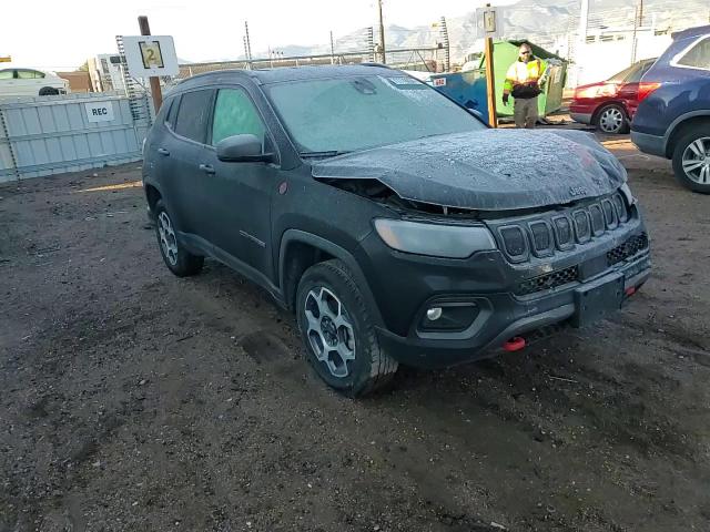 2022 Jeep Compass - Image 12