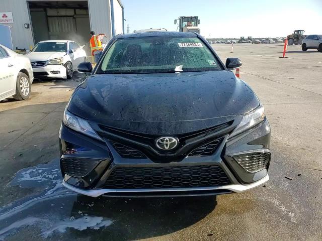 2021 Toyota Camry - Image 14