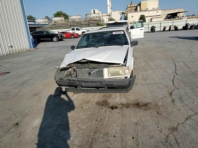 1994 Volvo 940 VIN: YV1JS8611R1172830 Lot: 75955284