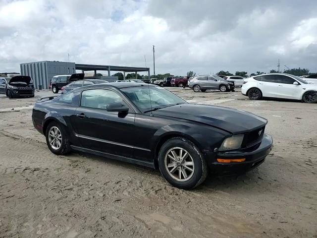 2005 Ford Mustang VIN: 1ZVHT80N855239436 Lot: 76577034