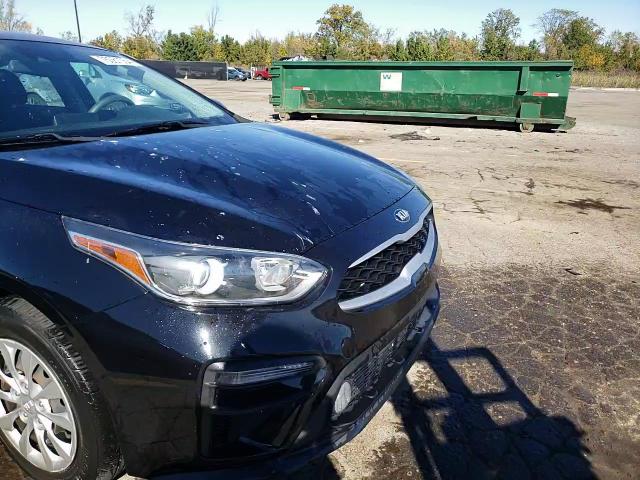 3KPF24AD2KE011931 2019 Kia Forte Fe