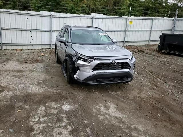 2024 Toyota Rav4 Xle Premium VIN: 2T3A1RFV0RC470872 Lot: 76158144