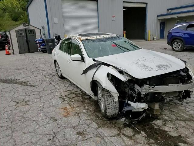 2012 Infiniti G - Image 11