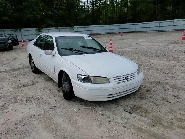 1997 Toyota Camry - Image 11