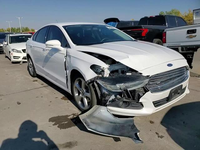 3FA6P0HD4FR127751 2015 Ford Fusion Se