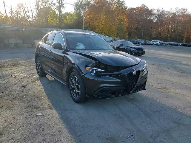 2019 Alfa Romeo Stelvio Ti VIN: ZASPAKBN1K7C44399 Lot: 77816564