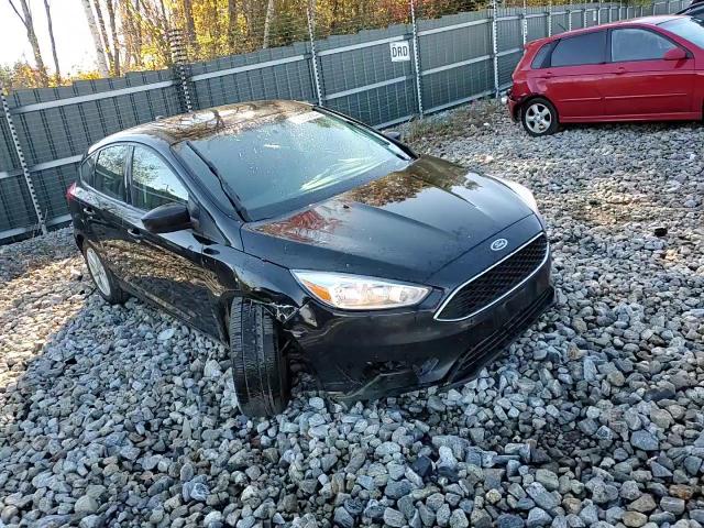 2018 Ford Focus Se VIN: 1FADP3K25JL264799 Lot: 76393884