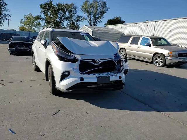 2023 Toyota Highlander Hybrid Xle VIN: 5TDKBRCH4PS113997 Lot: 75871844