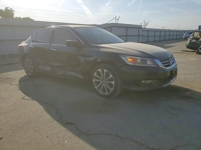 1HGCR2F5XDA165962 2013 Honda Accord Sport