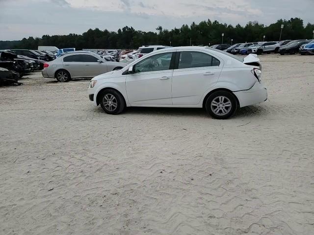 2014 Chevrolet Sonic - Image 13