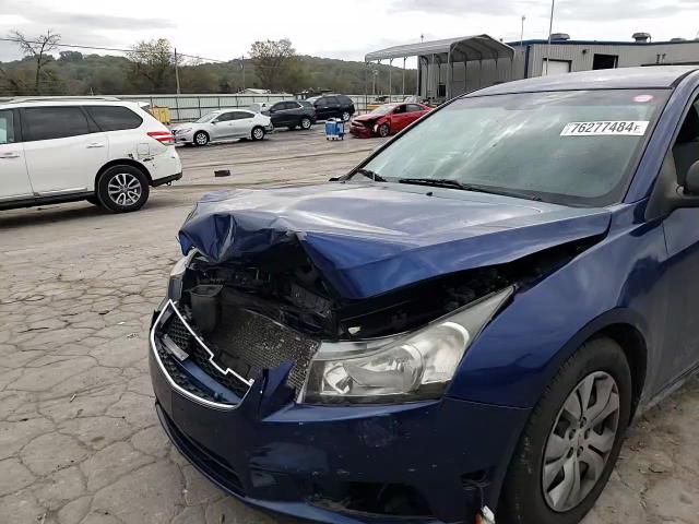 2013 Chevrolet Cruze - Image 11
