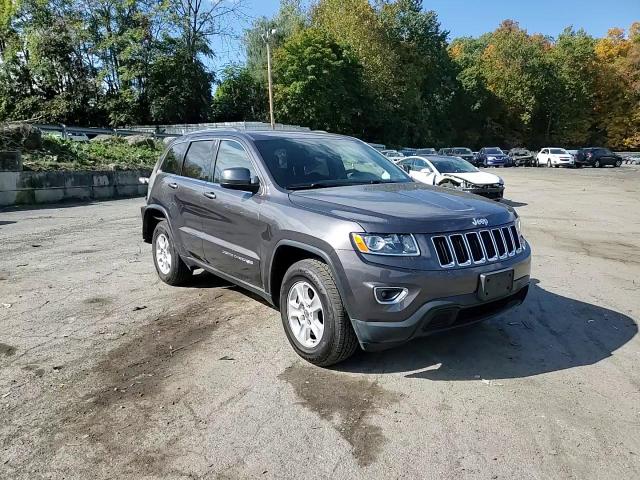 1C4RJFAGXFC172823 2015 Jeep Grand Cherokee Laredo