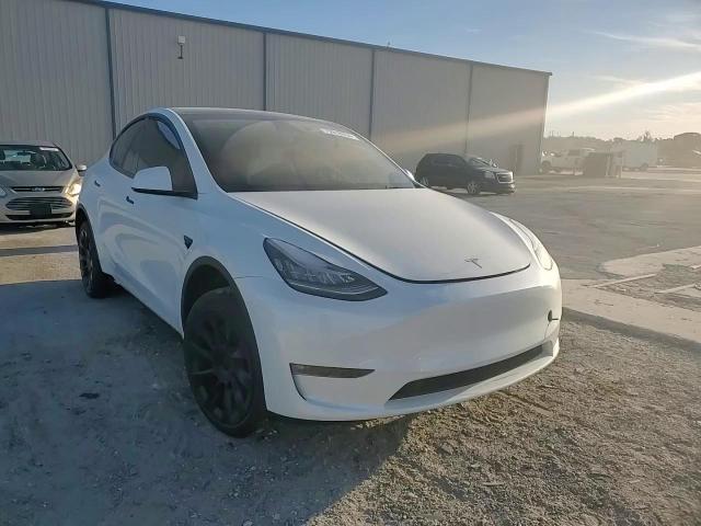 2021 Tesla Model Y VIN: 5YJYGDEE5MF228867 Lot: 75918034