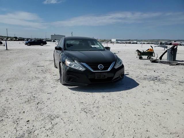 2015 Nissan Altima - Image 10