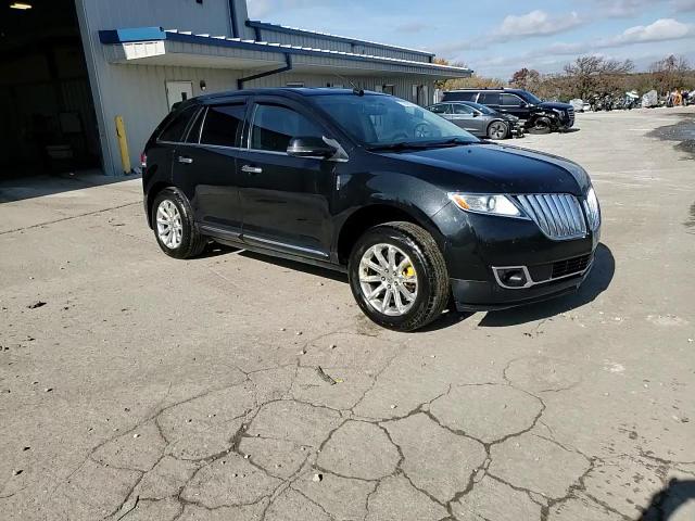 2013 Lincoln Mkx VIN: 2LMDJ8JK4DBL10704 Lot: 77819284