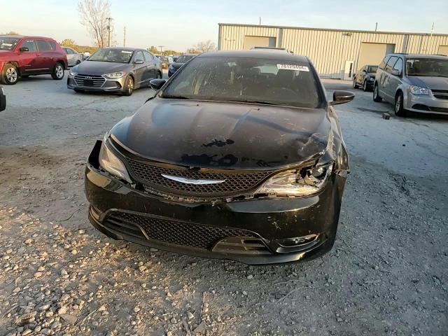 2015 Chrysler 200 - Image 11