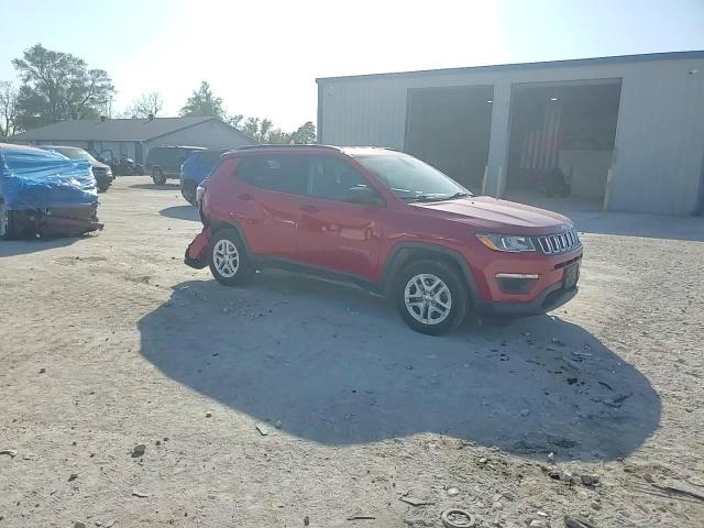 2018 Jeep Compass - Image 11