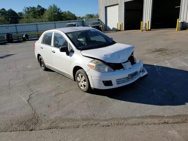 2010 Nissan Versa S VIN: 3N1CC1AP0AL395049 Lot: 76587014