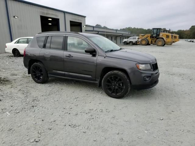 2014 Jeep Compass - Image 14