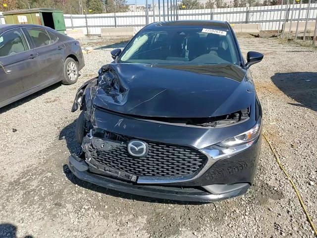 2021 Mazda 3 - Image 13