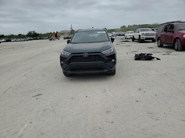 2020 Toyota RAV 4 - Image 11