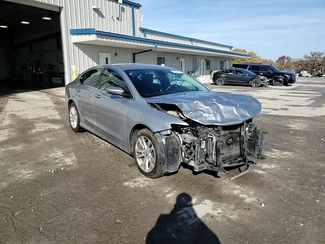 2015 Chrysler 200 Limited VIN: 1C3CCCAB9FN745660 Lot: 76897184