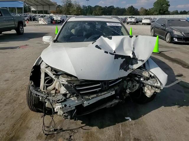 2015 Honda Accord - Image 11