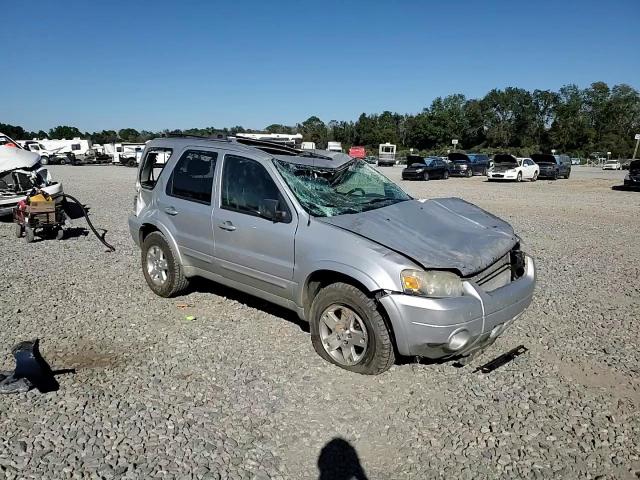 2007 Ford Escape - Image 11
