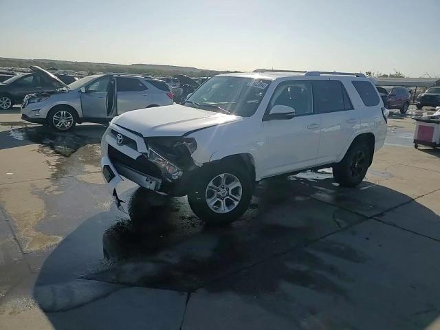 2017 Toyota 4Runner - Image 14