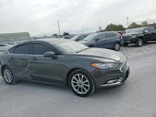 2017 Ford Fusion - Image 10