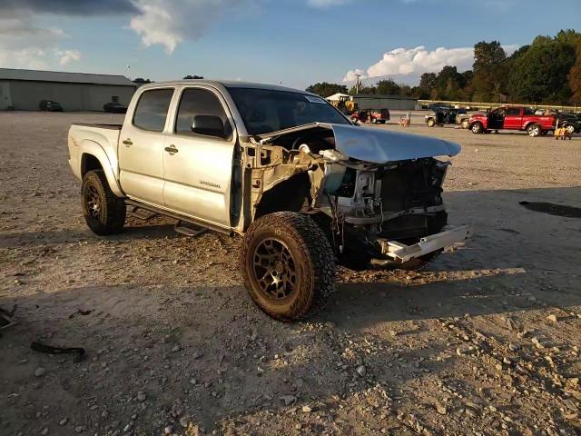 2011 Toyota Tacoma - Image 10