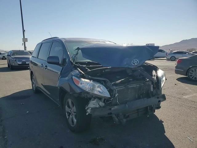 2013 Toyota Sienna Le VIN: 5TDKK3DC8DS389109 Lot: 76141614