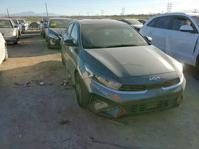 2024 Kia Forte Gt Line VIN: 3KPF54AD6RE715261 Lot: 75046784