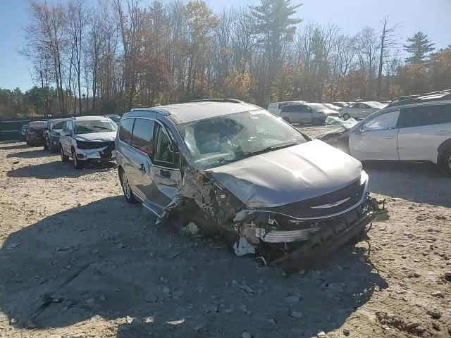 2020 Chrysler Pacifica Touring L VIN: 2C4RC1BG7LR285207 Lot: 77278904