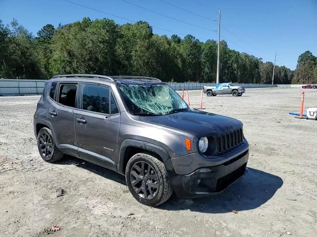 2017 Jeep Renegade - Image 14
