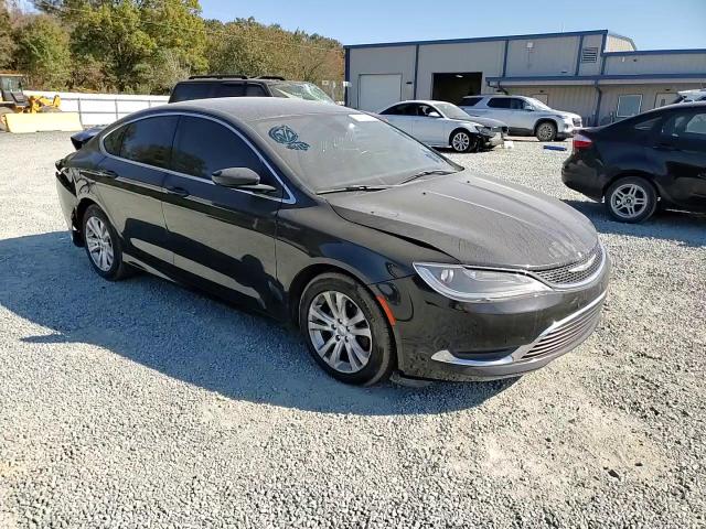 2015 Chrysler 200 - Image 11